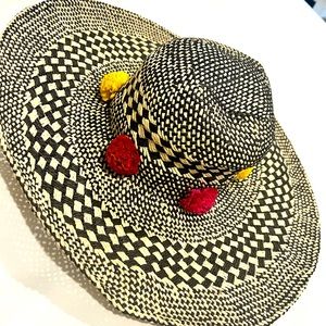 *NEW* BCBG Straw Beach Hat